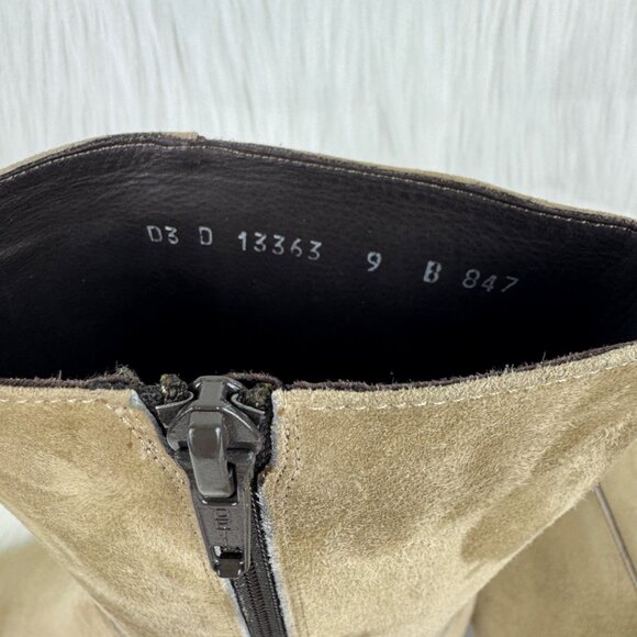 Women's Cole Haan Fedora Genuine Suede Low Heel Calf Boots Bootie Sz 9B Tan - Picture 8 of 13